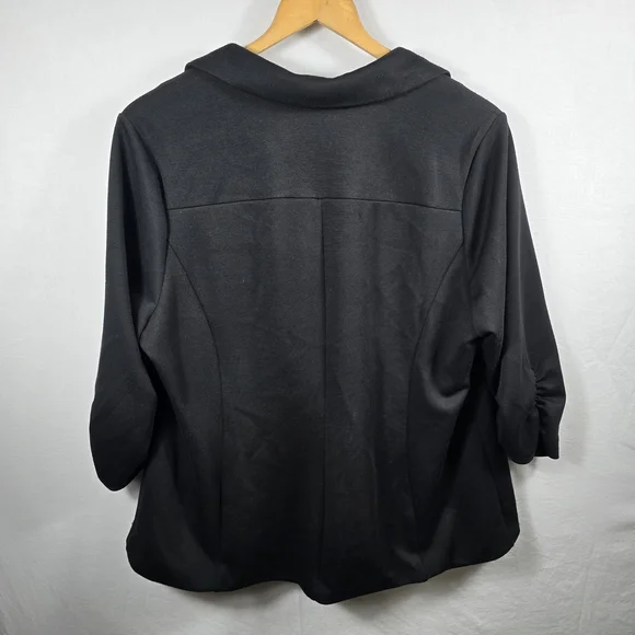 Torrid Black Women's Plus Blazer Size 2X Pockets - Picture 5 of 7